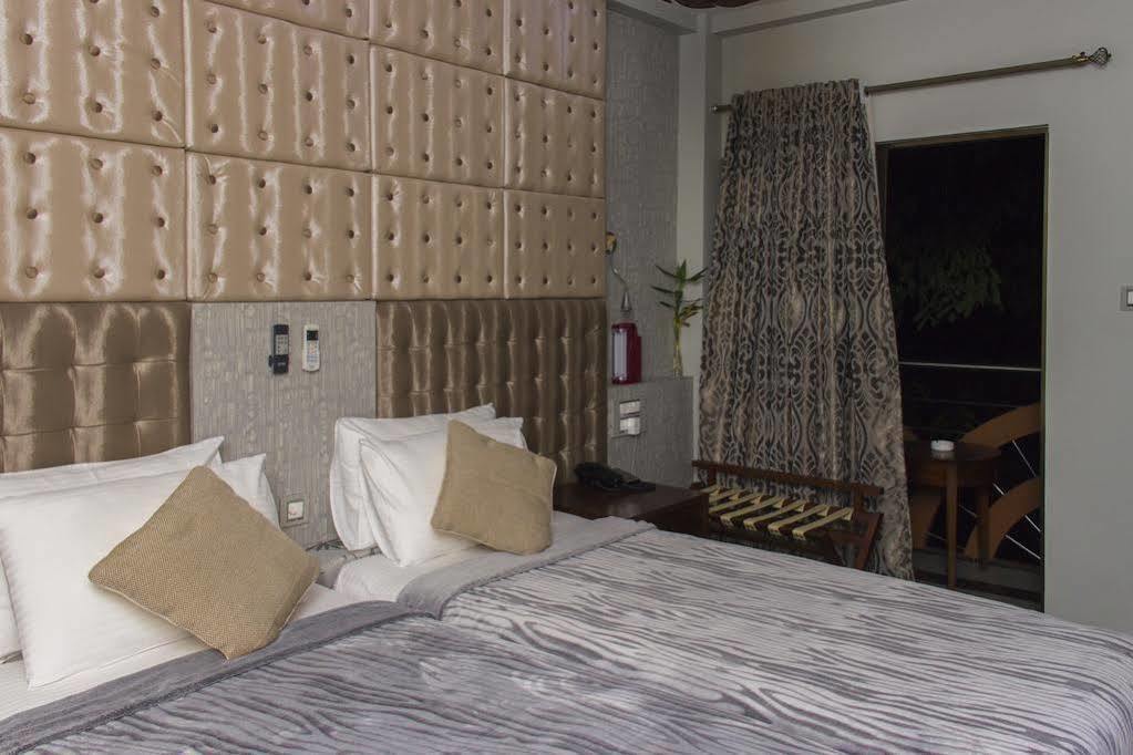 Newtown Inn Hulhumale Exteriör bild